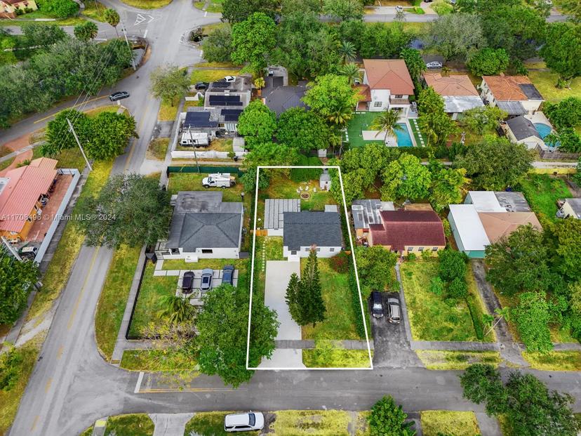 Picture of 181 Truxton Dr, Miami Springs FL 33166