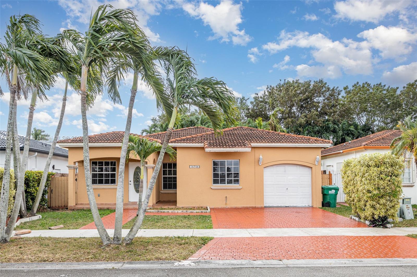 Picture of 15744 SW 69Th Ln, Miami, FL 33193