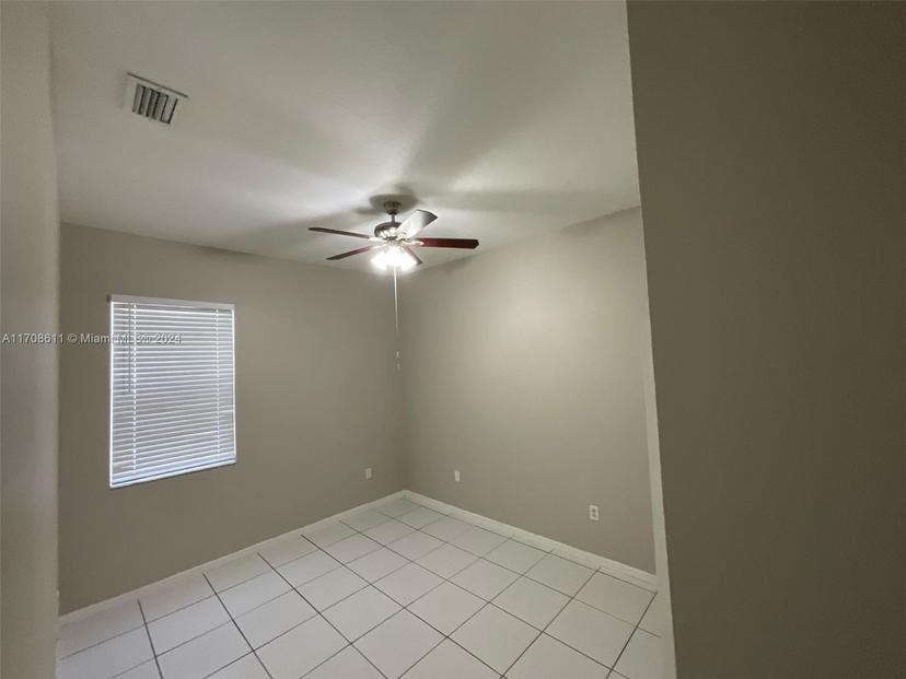 Picture of 8964 NW 146Th Ter, Miami Lakes FL 33018