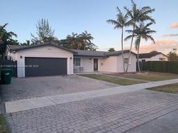 Picture of 12813 SW 45Th Ter, Miami, FL 33175