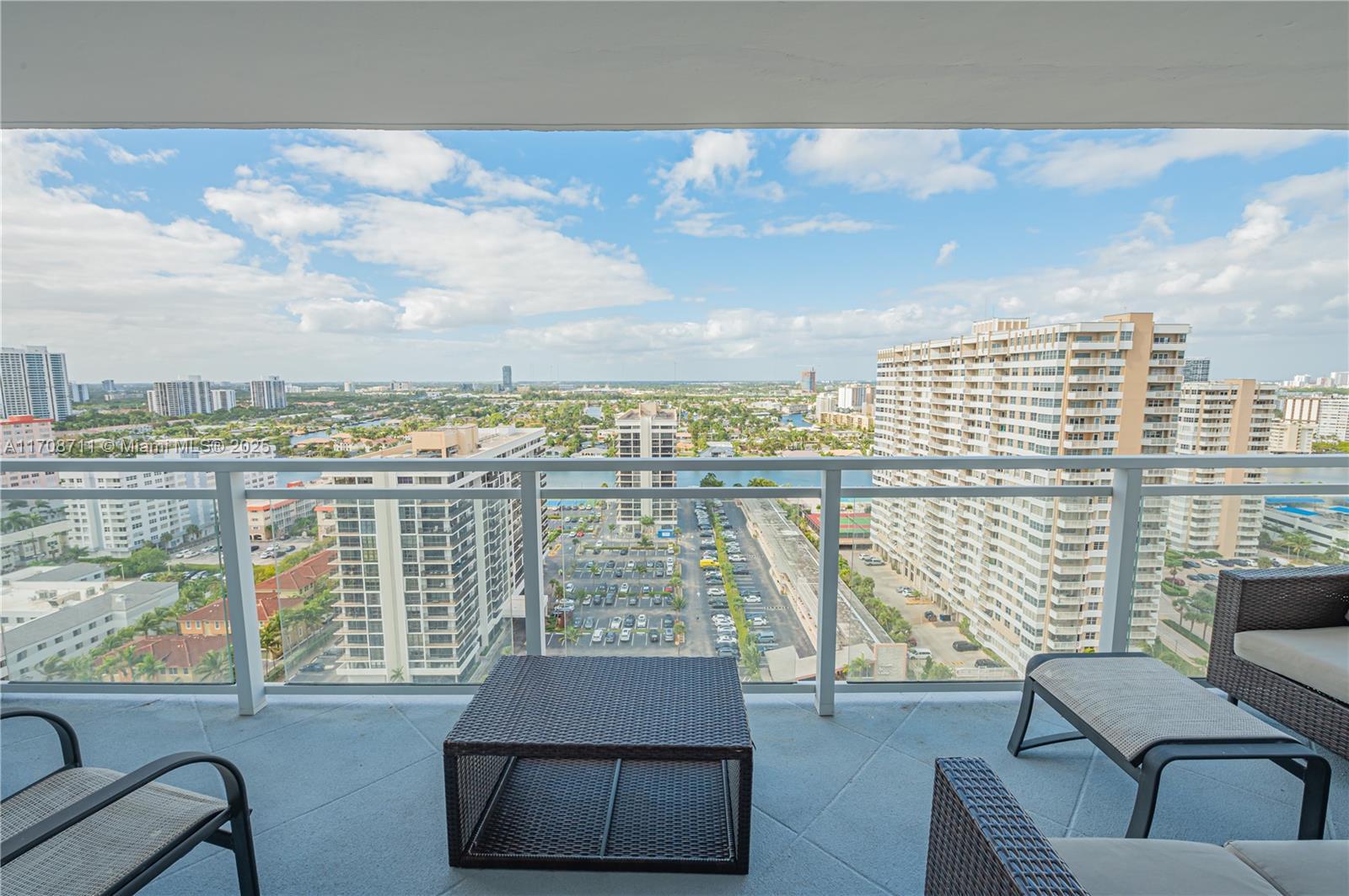 Picture of 2030 S Ocean Dr # 2126, Hallandale Beach, FL 33009