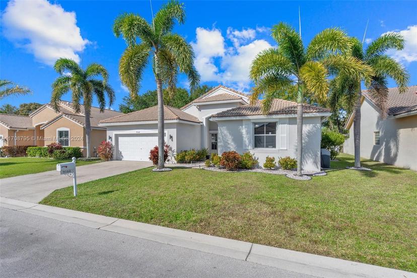 Picture of 9164 Cove Point Cir, Boynton Beach FL 33472