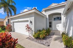 Picture of 9164 Cove Point Cir, Boynton Beach, FL 33472