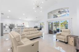 Picture of 9164 Cove Point Cir, Boynton Beach, FL 33472