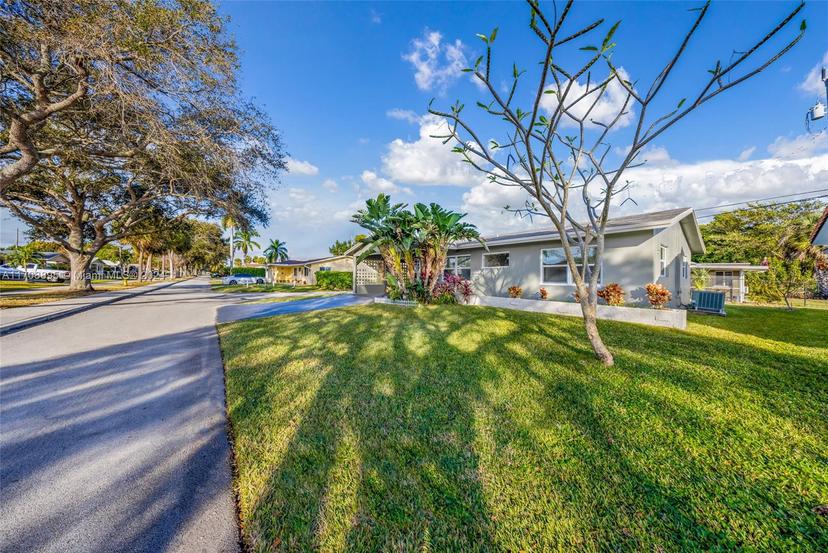 Picture of 2405 NW 54Th St, Tamarac FL 33309