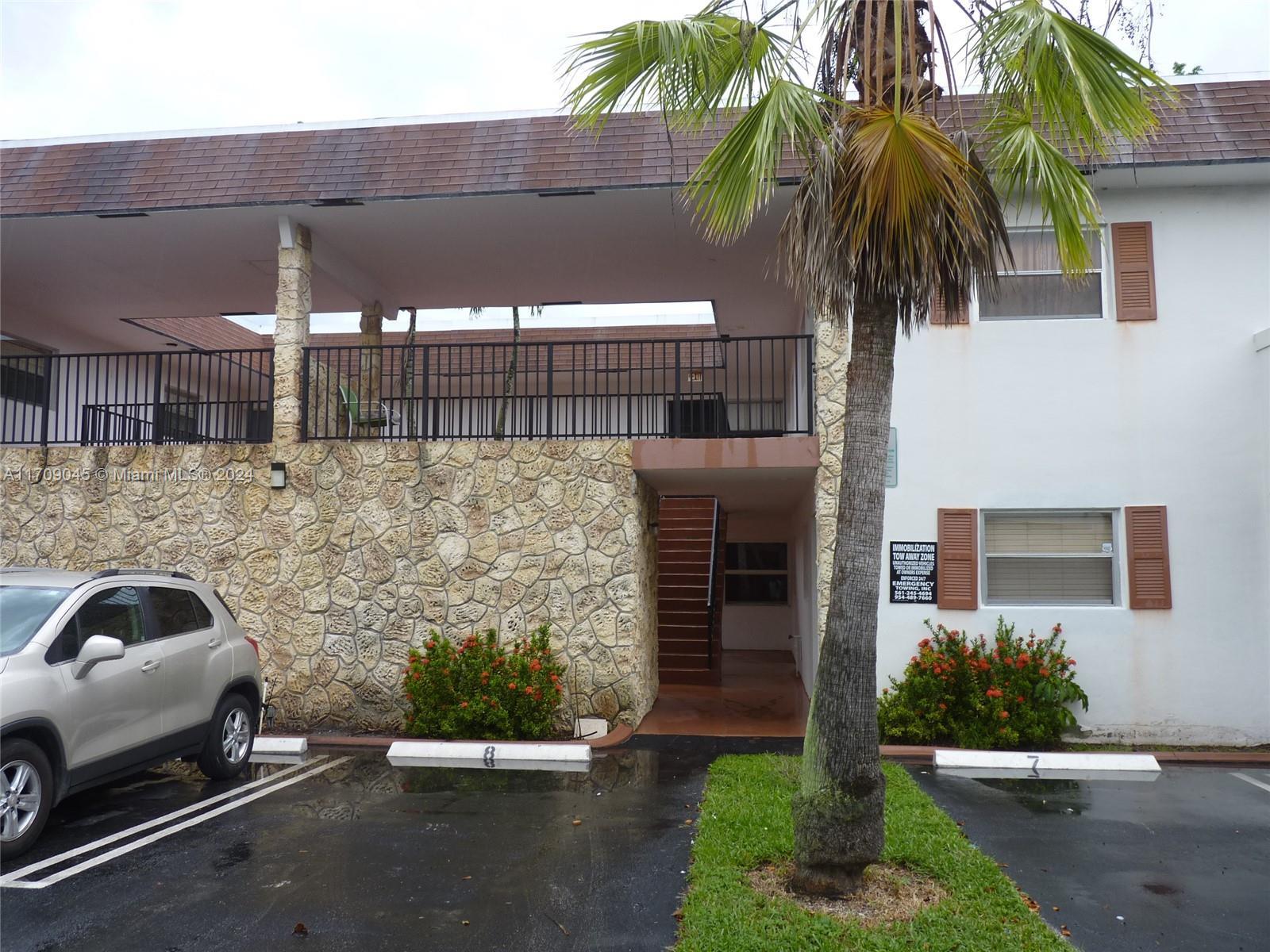 Picture of 313 SW 1St Ct # 7, Pompano Beach, FL 33060