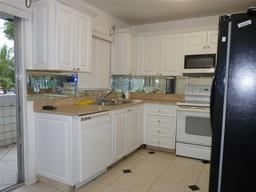 Picture of 313 SW 1St Ct # 7, Pompano Beach, FL 33060