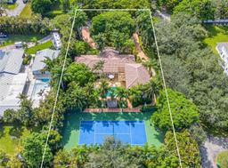 Picture of 9601 SW 68Th Ave, Pinecrest, FL 33156