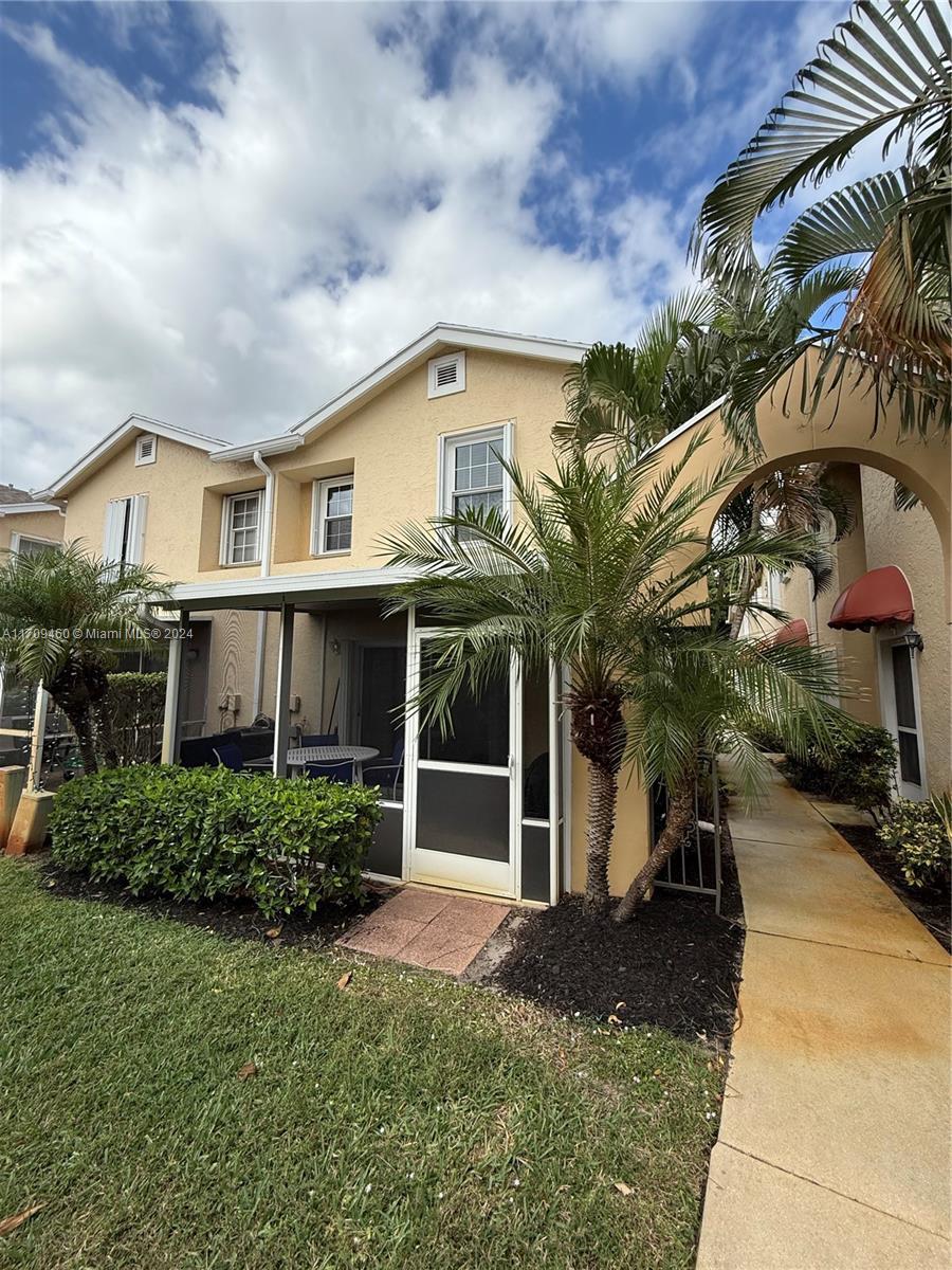 Picture of 372 Waterside Dr # 372, Hypoluxo, FL 33462