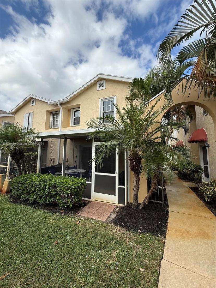 Picture of 372 Waterside Dr # 372, Hypoluxo FL 33462