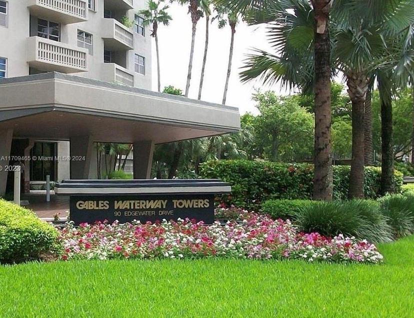 Picture of 90 Edgewater Dr # 522, Coral Gables FL 33133