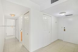 Picture of 3800 S Ocean Dr # 414, Hollywood, FL 33019