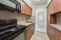 Picture of 11 SW 52Nd Ave # 6C, Miami, FL 33134