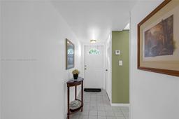 Picture of 9800 N Hollybrook Lake Dr # 109, Pembroke Pines, FL 33025