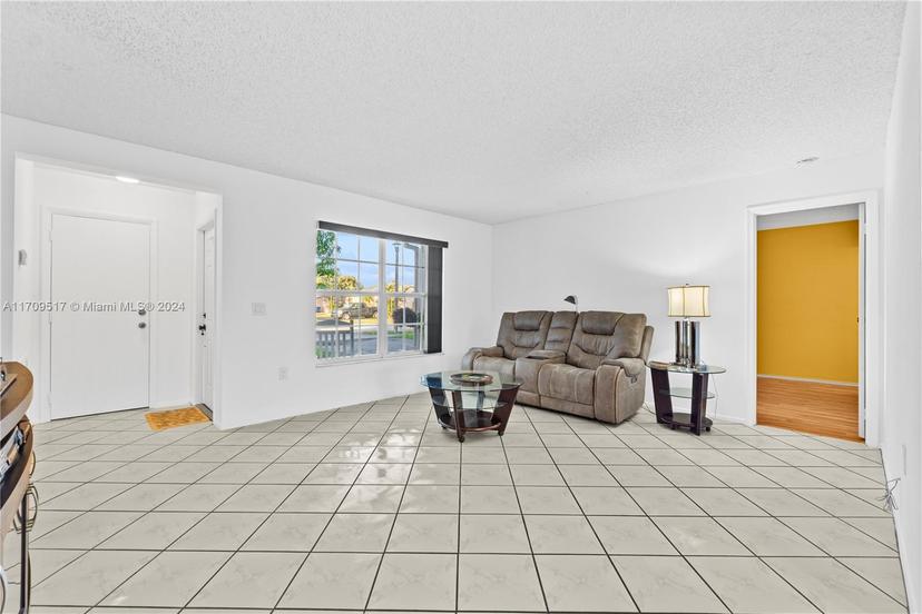 Picture of 8630 NW 7Th Ct, Pembroke Pines FL 33024