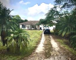 Picture of 16933 W Harlena Dr, Loxahatchee, FL 33470