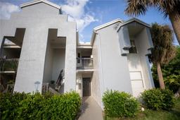 Picture of 885 SW 113Th Way # 885, Pembroke Pines, FL 33025