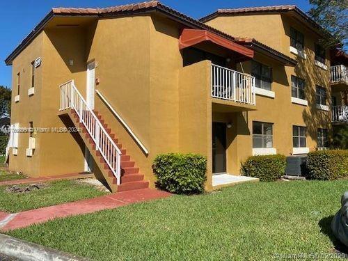 Picture of 15500 SW 80Th St # 103, Miami, FL 33193