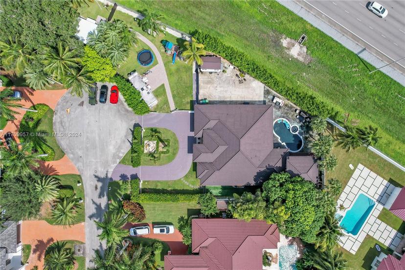 Picture of 12022 SW 77Th Ter, Miami FL 33183