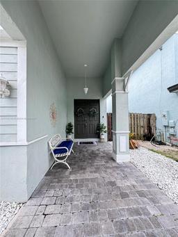 Picture of 3624 NE 1St St, Homestead, FL 33033