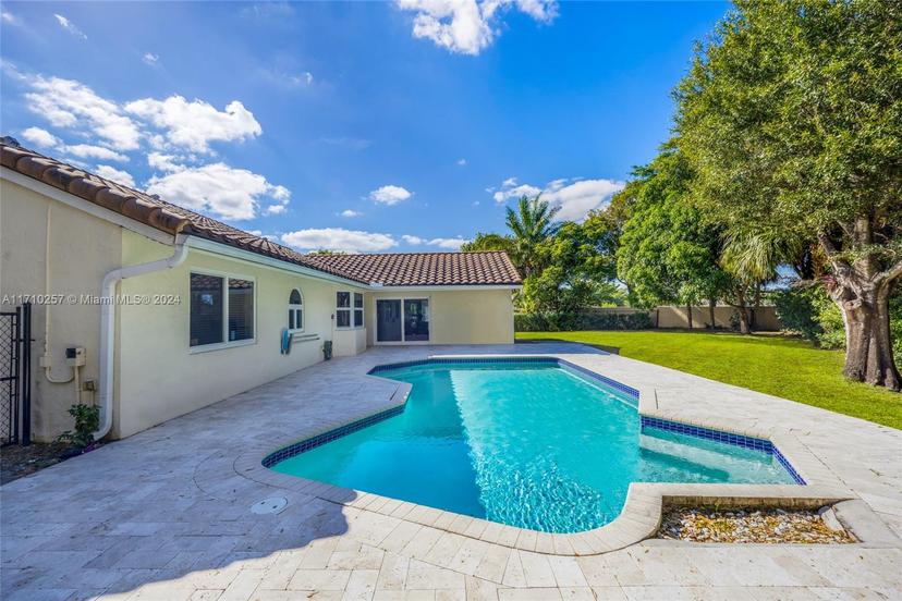 Picture of 9841 SW 14Th St, Davie FL 33324