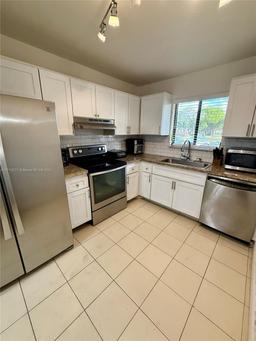 Picture of 7316 Ashmont Cir # 104, Tamarac, FL 33321