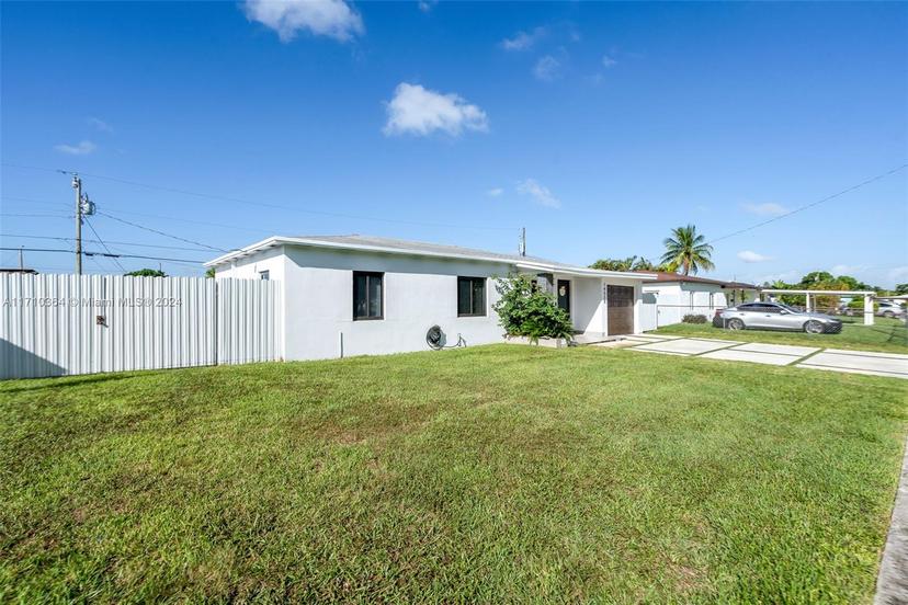 Picture of 14520 Buchanan St, Miami FL 33176