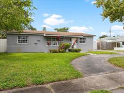 Picture of 310 N 68Th Ter, Hollywood, FL 33024