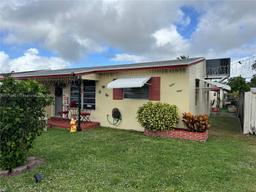 Picture of 2315 E Taft St, Hollywood, FL 33020