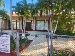 Picture of 10411 SW 108Th Ave # 151, Miami, FL 33176