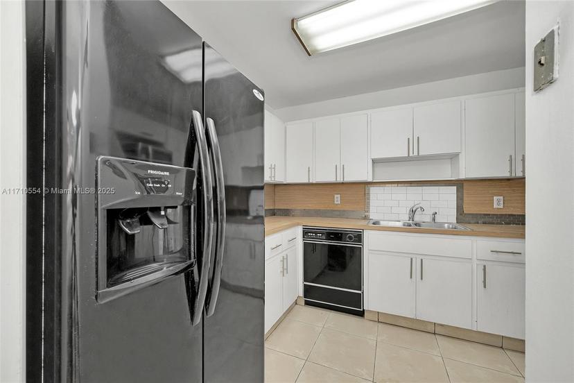 Picture of 5050 NW 7Th St # 202, Miami FL 33126