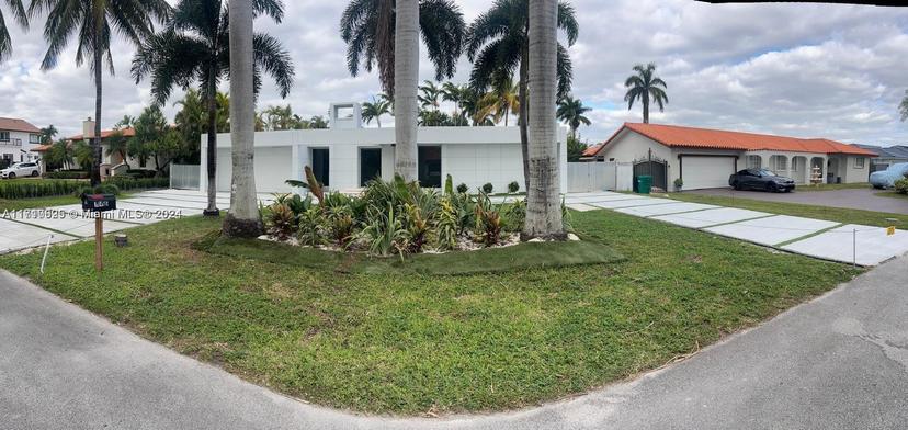 Picture of 10465 NW 130Th St, Hialeah Gardens FL 33018