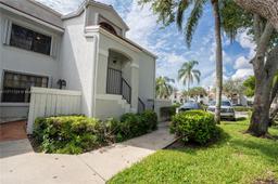 Picture of 11995 NW 11Th St # 11995, Pembroke Pines, FL 33026