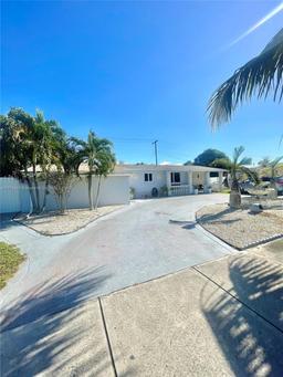 Picture of 18531 NW 43Rd Ave, Miami Gardens, FL 33055