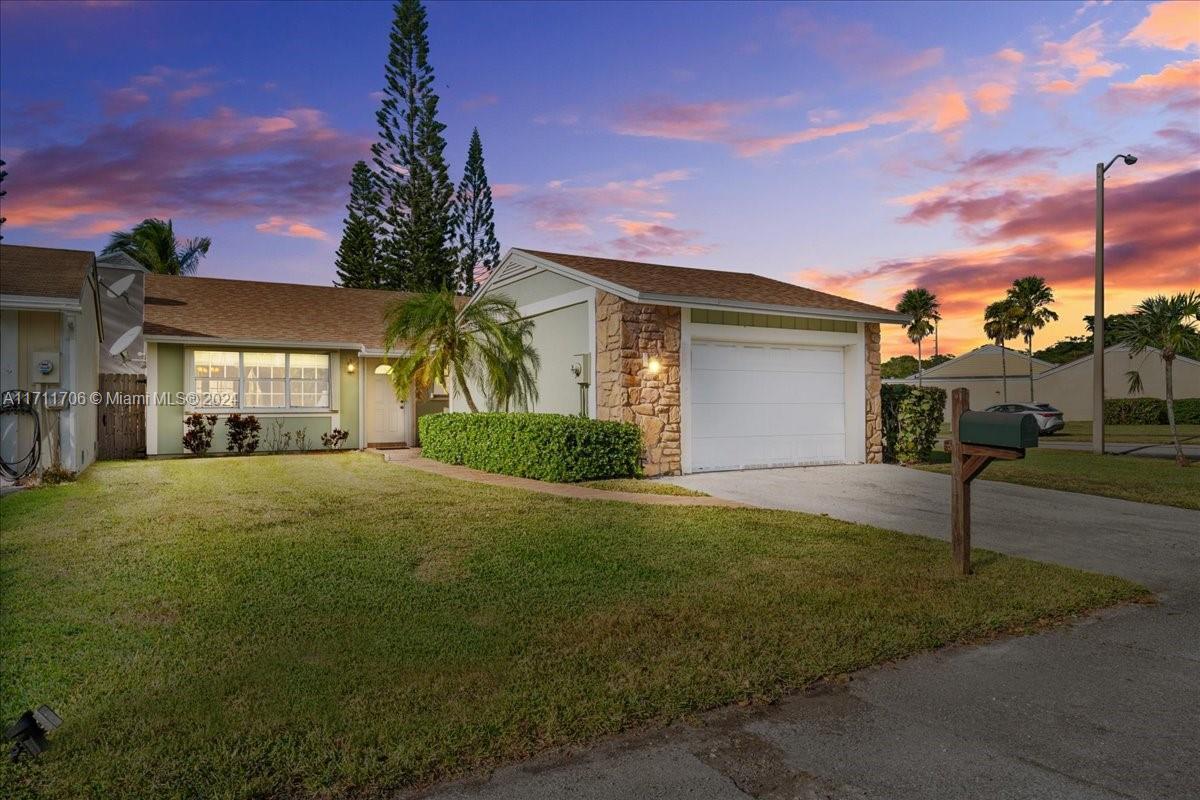 Picture of 1350 Pelican Ct, Homestead, FL 33035