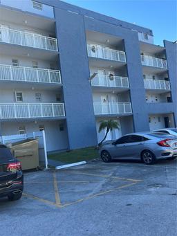 Picture of 9359 Fontainebleau Blvd # F108, Miami, FL 33172