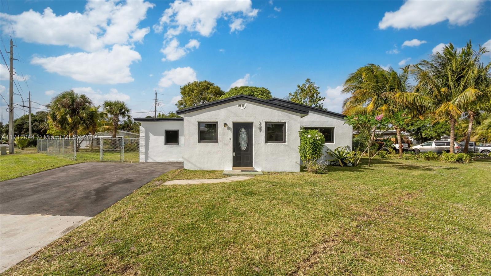 Picture of 327 NE 15Th Ave, Boynton Beach, FL 33435