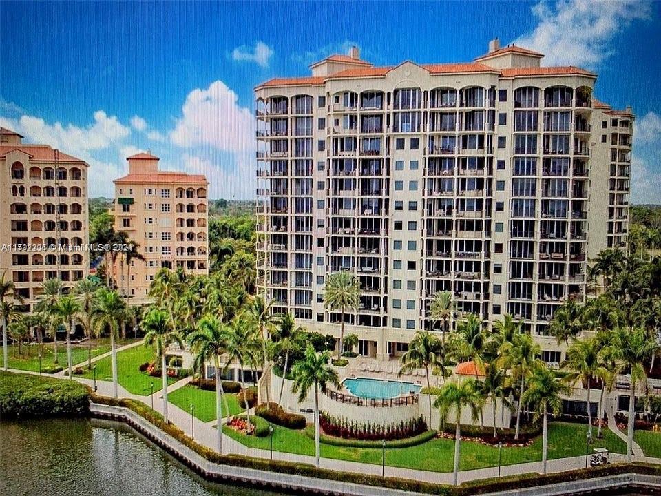 Picture of 13627 Deering Bay Dr # 402, Coral Gables, FL 33158