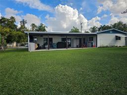 Picture of 18360 NW 78Th Ave, Hialeah, FL 33015