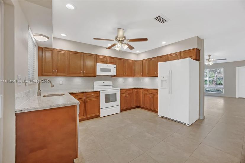 Picture of 830 SW 18Th St, Fort Lauderdale FL 33315