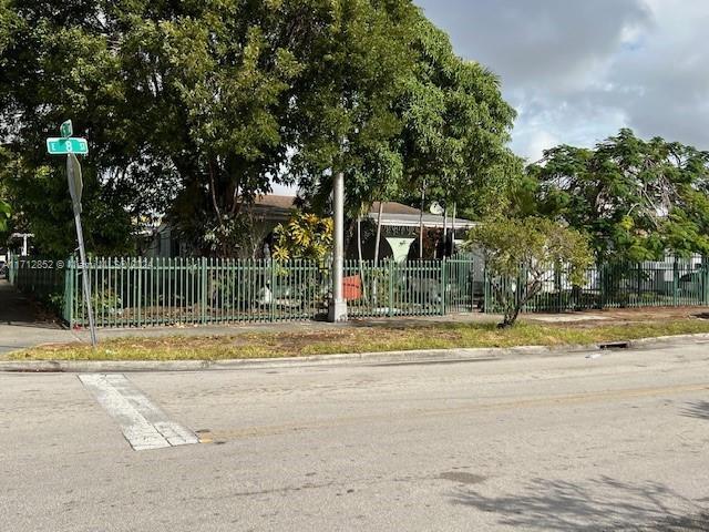 Picture of 501 E 8Th St, Hialeah FL 33010