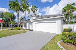 Picture of 16593 NW 5Th Ct, Pembroke Pines, FL 33028