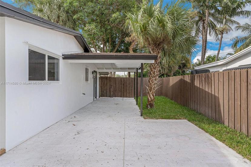 Picture of 1240 NE 23Rd Ct, Pompano Beach FL 33064