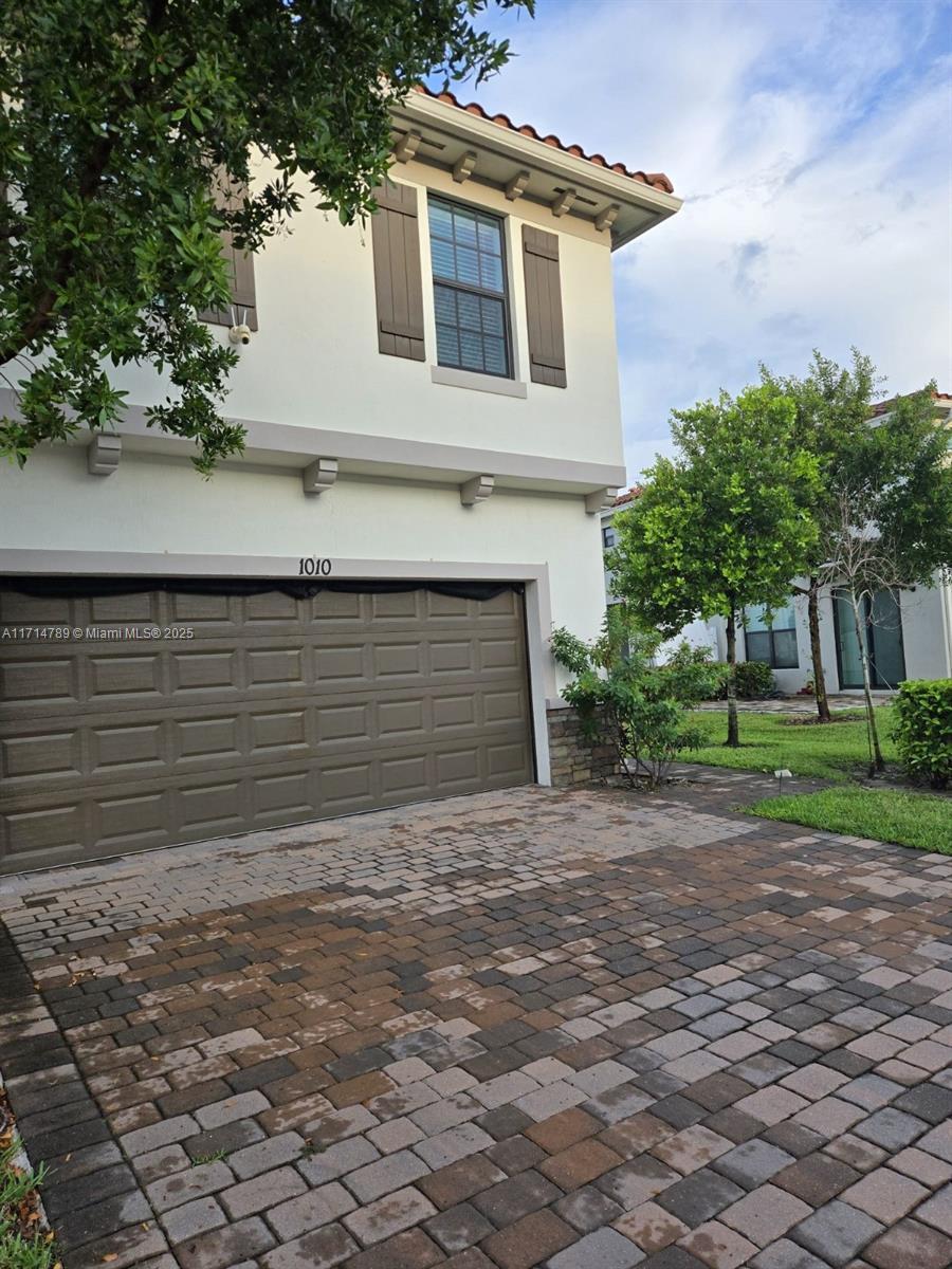 Picture of 1010 White Oak Ter # 1010, Riviera Beach, FL 33410