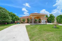 Picture of 15492 SW 274Th St, Homestead, FL 33032