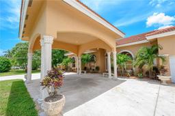 Picture of 15492 SW 274Th St, Homestead, FL 33032