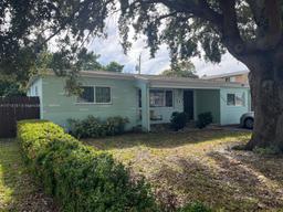 Picture of 7420 Kismet St, Miramar, FL 33023