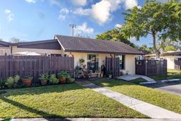 Picture of 137 Fox Rd # 45, Hollywood, FL 33024