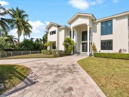 Picture of 3461 NE 170Th St, North Miami Beach, FL 33160