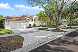 Picture of 765 Bayside Ln, Weston, FL 33326